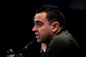 开云-哈维：加维之殇如匕首扎心，巴萨目标仍是三线争冠